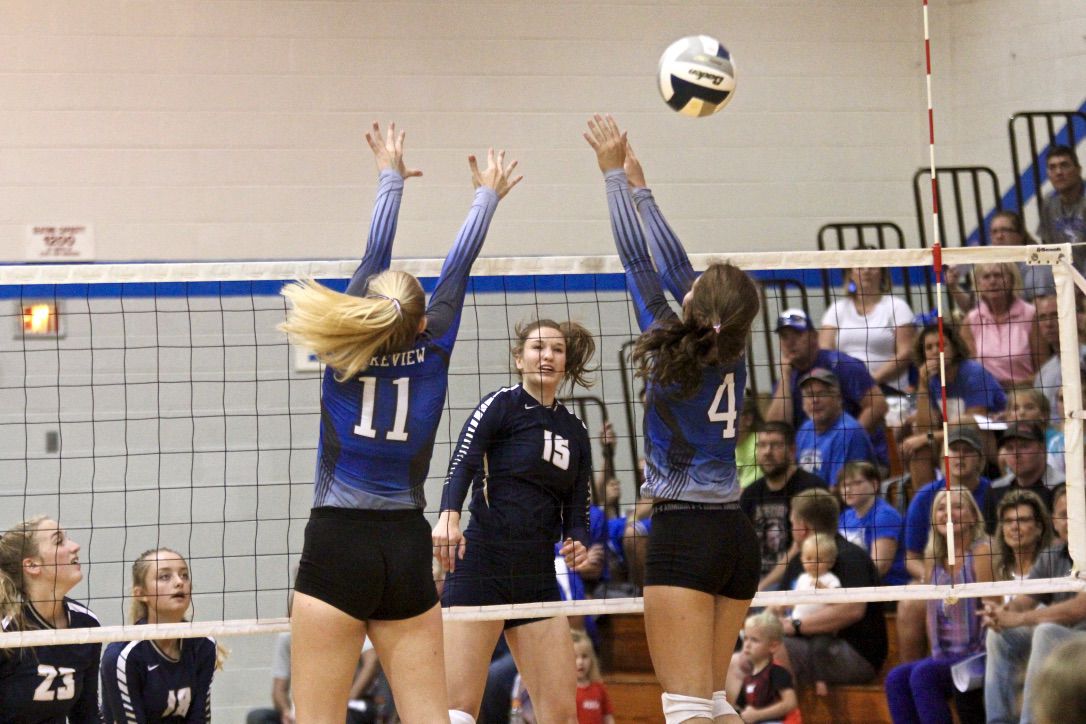 York vs. Columbus Lakeview volleyball 2.jpg